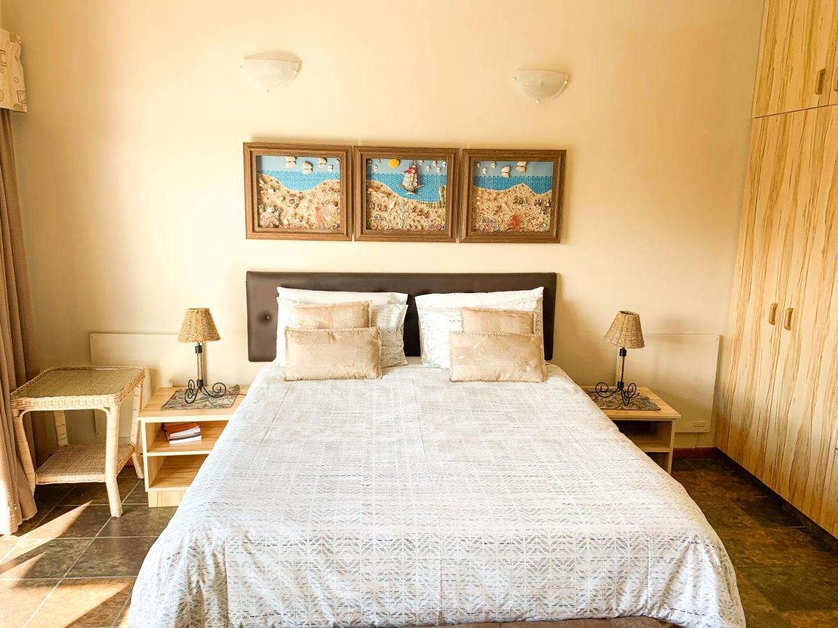 Marina Martinique B&B เจฟฟรีส์เบย์ ภายนอก รูปภาพ