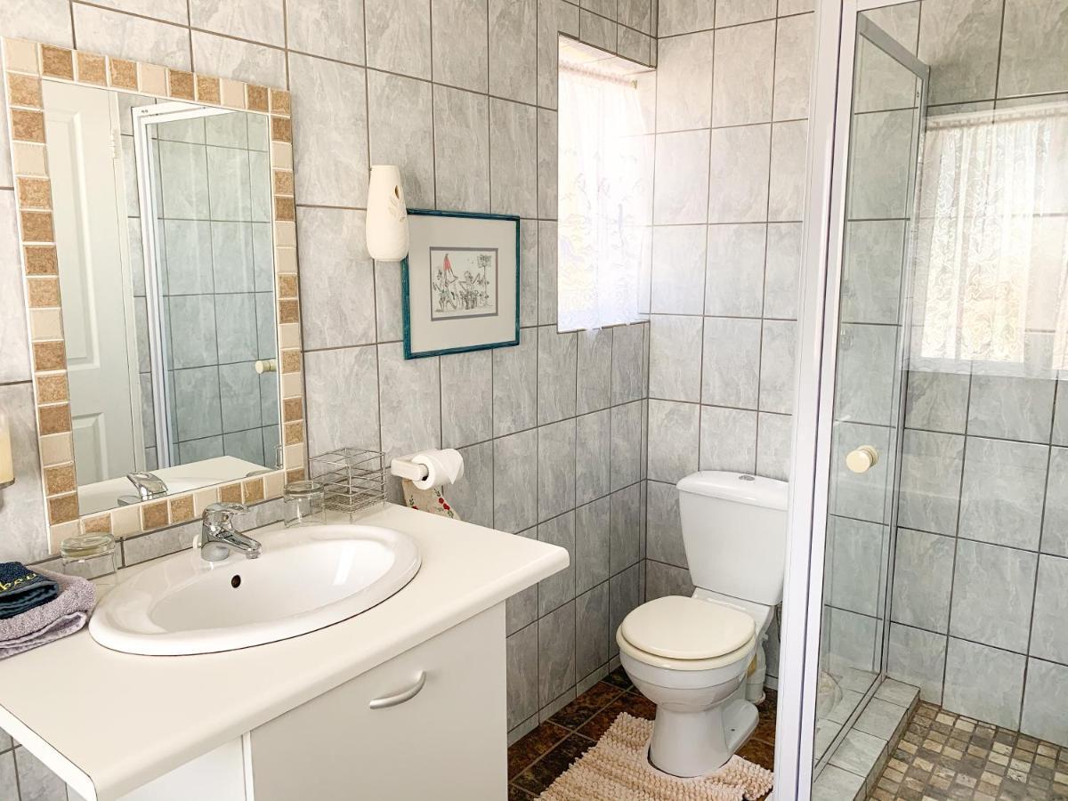 Marina Martinique B&B เจฟฟรีส์เบย์ ภายนอก รูปภาพ