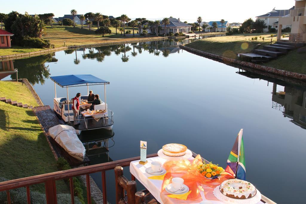 Marina Martinique B&B เจฟฟรีส์เบย์ ภายนอก รูปภาพ